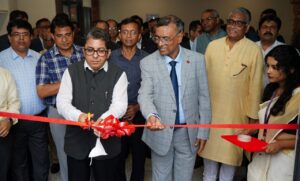 বড় উদ্যোগ বন্ধনের! এবার শান্তিনিকেতনে তৈরি হল বন্ধন স্কুল অফ বিজনেস, উদ্বোধনে বন্ধনের প্রতিষ্ঠাতা ও মুখ্যমন্ত্রীর মুখ্য উপদেষ্টা বড় উদ্যোগ বন্ধনের! এবার শান্তিনিকেতনে তৈরি হল বন্ধন স্কুল অফ বিজনেস, উদ্বোধনে বন্ধনের প্রতিষ্ঠাতা ও মুখ্যমন্ত্রীর মুখ্য উপদেষ্টা
