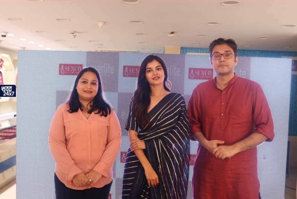 শারদীয়ার উপহার সেনকো গোল্ড অ্যান্ড ডায়মন্ডসের! এভারলাইটের দুর্গা জুয়েলারি কালেকশন লঞ্চ করলেন টলি অভিনেত্রী মধুমিতা সরকার