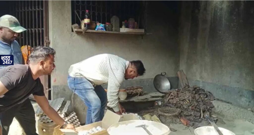 অঙ্গনওয়াড়ি কেন্দ্রের খাবারে পচা দুর্গন্ধযুক্ত ডিম, খেয়ে অসুস্থ একাধিক শিশু, কেন্দ্রে বিক্ষোভ অভিভাবকদের অঙ্গনওয়াড়ি কেন্দ্রের খাবারে পচা দুর্গন্ধযুক্ত ডিম, খেয়ে অসুস্থ একাধিক শিশু, কেন্দ্রে বিক্ষোভ অভিভাবকদের