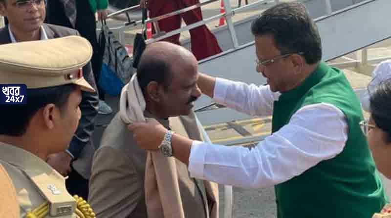 কলকাতায় পা রাখলেন রাজ্যের নতুন রাজ্যপাল সিভি আনন্দ, বিমানবন্দরেই তাঁকে দেওয়া হল গার্ড অফ অনার