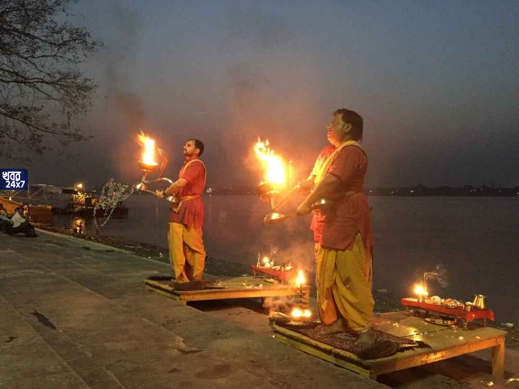 ১০৮টি প্রদীপ জ্বালিয়ে কলকাতার এই ঘাটে হবে গঙ্গা আরতি, ঘাট সাজিয়ে তুলতে বারাণসী যাচ্ছেন পুর আধিকারিকরা ১০৮টি প্রদীপ জ্বালিয়ে কলকাতার এই ঘাটে হবে গঙ্গা আরতি, ঘাট সাজিয়ে তুলতে বারাণসী যাচ্ছেন পুর আধিকারিকরা