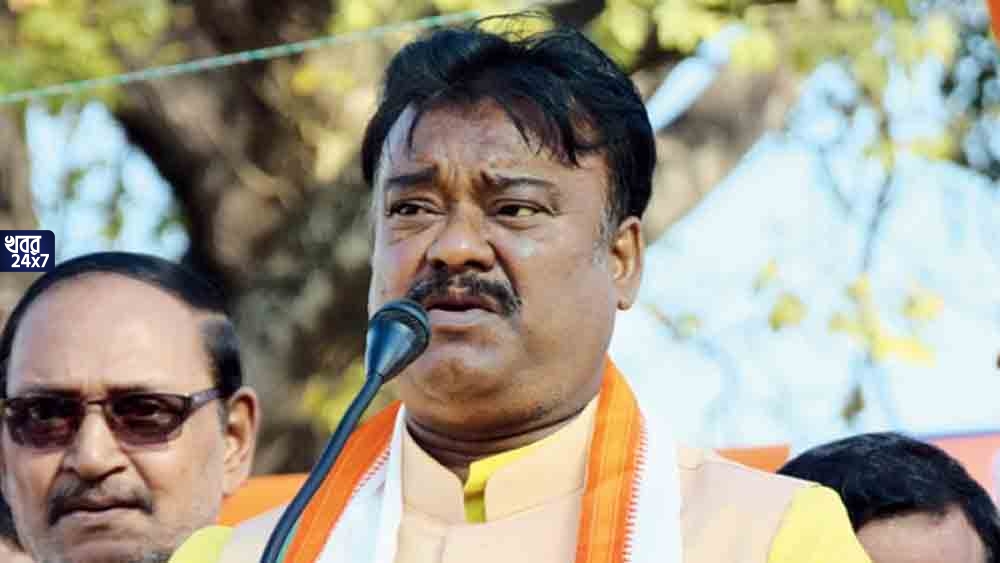 ‘পুলিশকে তুলে আছাড় মারব’, অনুব্রতর মেজাজেই উর্দিধারীদের হুঁশিয়ারি তৃণমূলের বেচারাম মান্নার, তুমুল বিতর্কে জড়ালেন রাজ্যের মন্ত্রী ‘পুলিশকে তুলে আছাড় মারব’, অনুব্রতর মেজাজেই উর্দিধারীদের হুঁশিয়ারি তৃণমূলের বেচারাম মান্নার, তুমুল বিতর্কে জড়ালেন রাজ্যের মন্ত্রী
