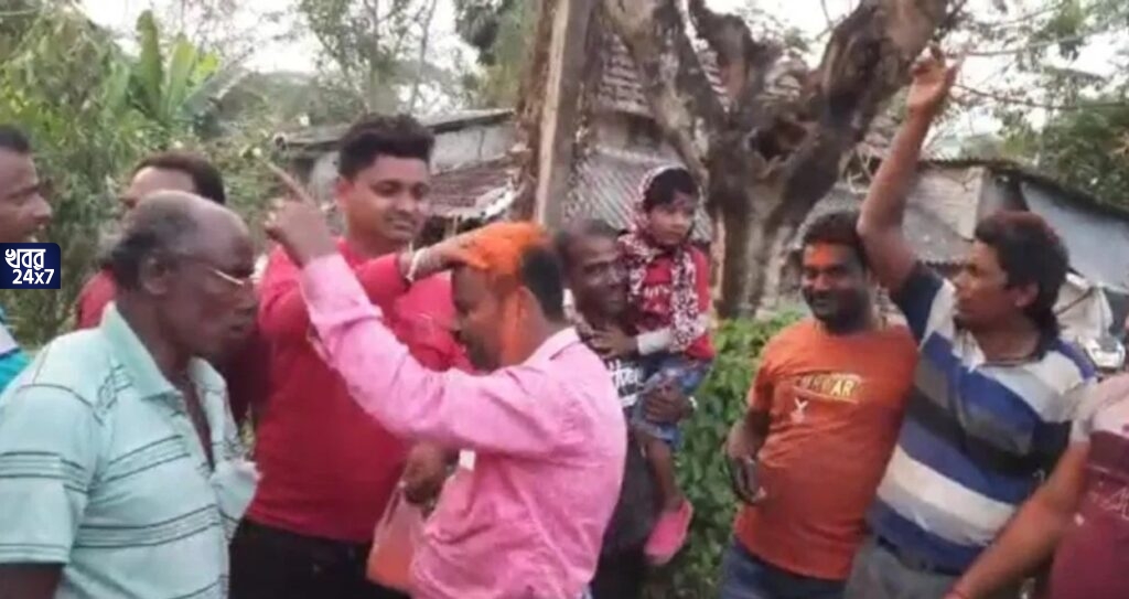 পঞ্চায়েত ভোটের আগেই হেরে ভূত তৃণমূল, এগরায় খাতাই খুলতে পারল না ঘাসফুল শিবির, জয়ের হাসি হাসল বাম-রাম জোট, নয়া সমীকরণের ইঙ্গিত? পঞ্চায়েত ভোটের আগেই হেরে ভূত তৃণমূল, এগরায় খাতাই খুলতে পারল না ঘাসফুল শিবির, জয়ের হাসি হাসল বাম-রাম জোট, নয়া সমীকরণের ইঙ্গিত?