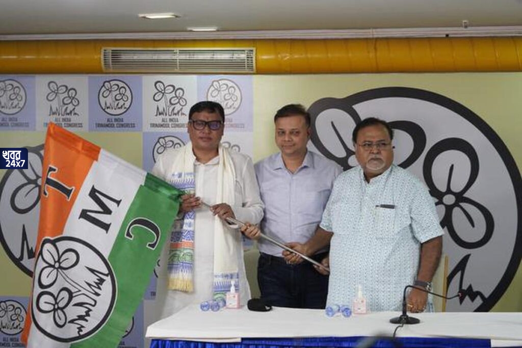 ‘দিলীপ ঘোষ কাজের গতি কমাতে বলছিলেন, তাই বিজেপি ছেড়ে মুখ্যমন্ত্রী শরণাপন্ন হই’, নিজের দলছাড়ার কারণ নিয়ে বিস্ফোরক দাবী কৃষ্ণ কল্যাণীর