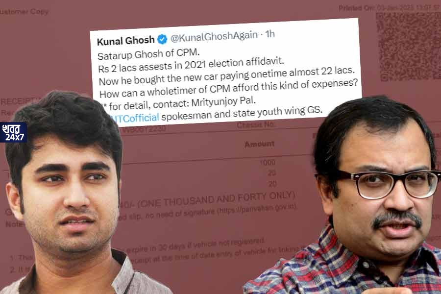 ‘২ লাখের সম্পত্তি যার তিনি ২২ লাখি গাড়ি চড়েন, মুখ দেখাবেন কী করে’, তথ্য দিয়ে সিপিএম নেতা শতরূপকে খোঁচা কুণালের ‘২ লাখের সম্পত্তি যার তিনি ২২ লাখি গাড়ি চড়েন, মুখ দেখাবেন কী করে’, তথ্য দিয়ে সিপিএম নেতা শতরূপকে খোঁচা কুণালের