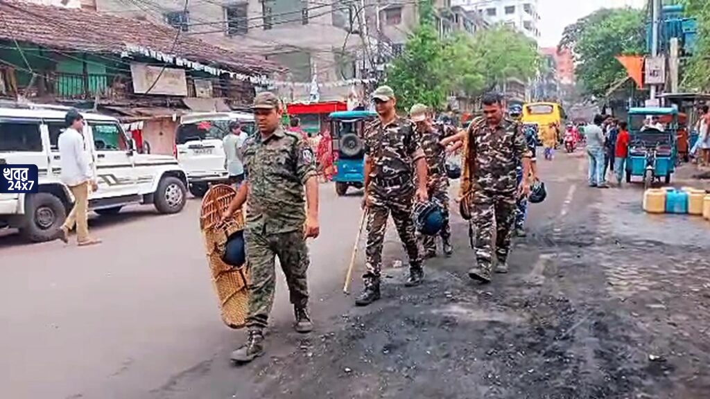 রামনবমী থেকে শিক্ষা! হনুমান জয়ন্তীতে সতর্কতা বাড়াতে হাইকোর্টের নির্দেশ মেনেই তিন কোম্পানি কেন্দ্রীয় বাহিনী মোতায়েন রাজ্য সরকারের