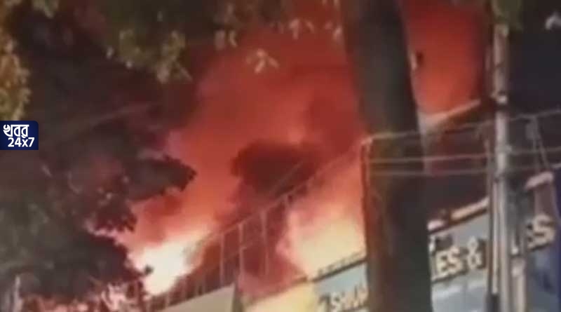 ফের বিধ্বংসী আগুন হাওড়ার শিল্পাঞ্চলে, ভয়াবহ অগ্নিকাণ্ড জুটমিলে, পুরেব ছাই কয়েক লক্ষ টাকার মজুত দ্রব্য ফের বিধ্বংসী আগুন হাওড়ার শিল্পাঞ্চলে, ভয়াবহ অগ্নিকাণ্ড জুটমিলে, পুরেব ছাই কয়েক লক্ষ টাকার মজুত দ্রব্য