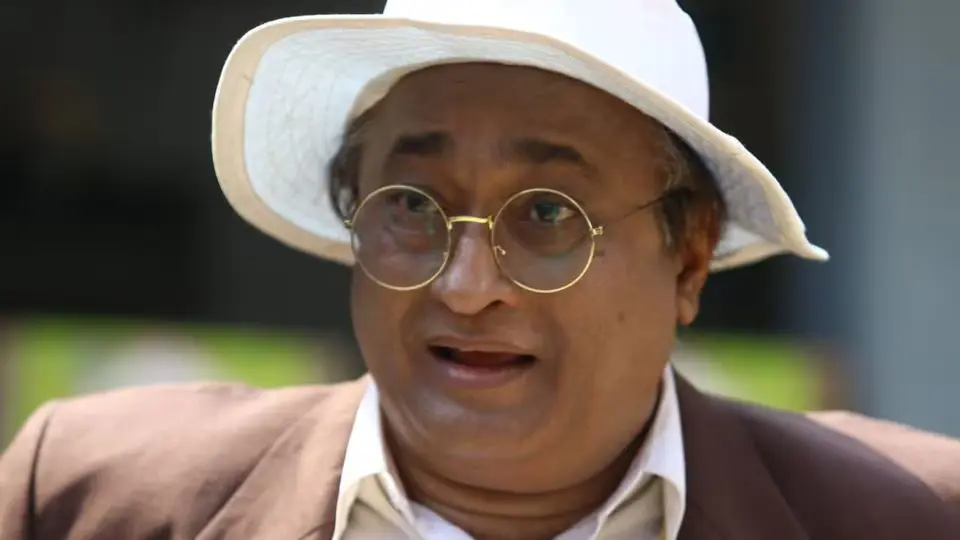 বাঙুর হাসপাতালের ভেন্টিলেশনে পার্থ সারথি দে, খোঁজ নেয় নি পরিবার, বর্ষীয়ান অভিনেতার পাশে শুধুই ইন্ডাস্ট্রির ভাই