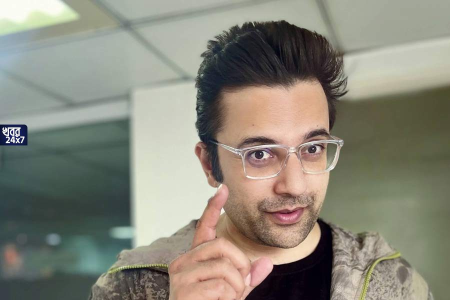 ইউটিউবে ভিডিও করে কোটি টাকার সম্পত্তি, ভারতের ধনীতম ইউটিউবারদের চিনে নিন ইউটিউবে ভিডিও করে কোটি টাকার সম্পত্তি, ভারতের ধনীতম ইউটিউবারদের চিনে নিন