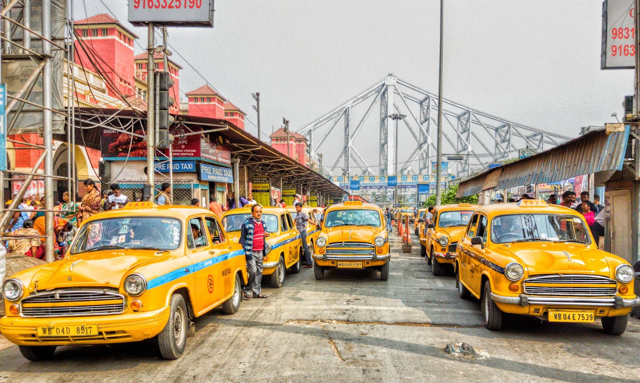 yellow taxi