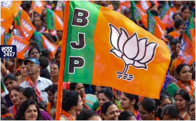 Biswanath Karak, Becharam Manna, personal conversation, West Bengal legislative Assembly, controversy, speculations, party change