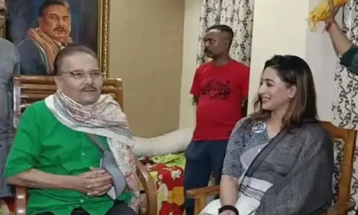Madan mitra supported sayantika