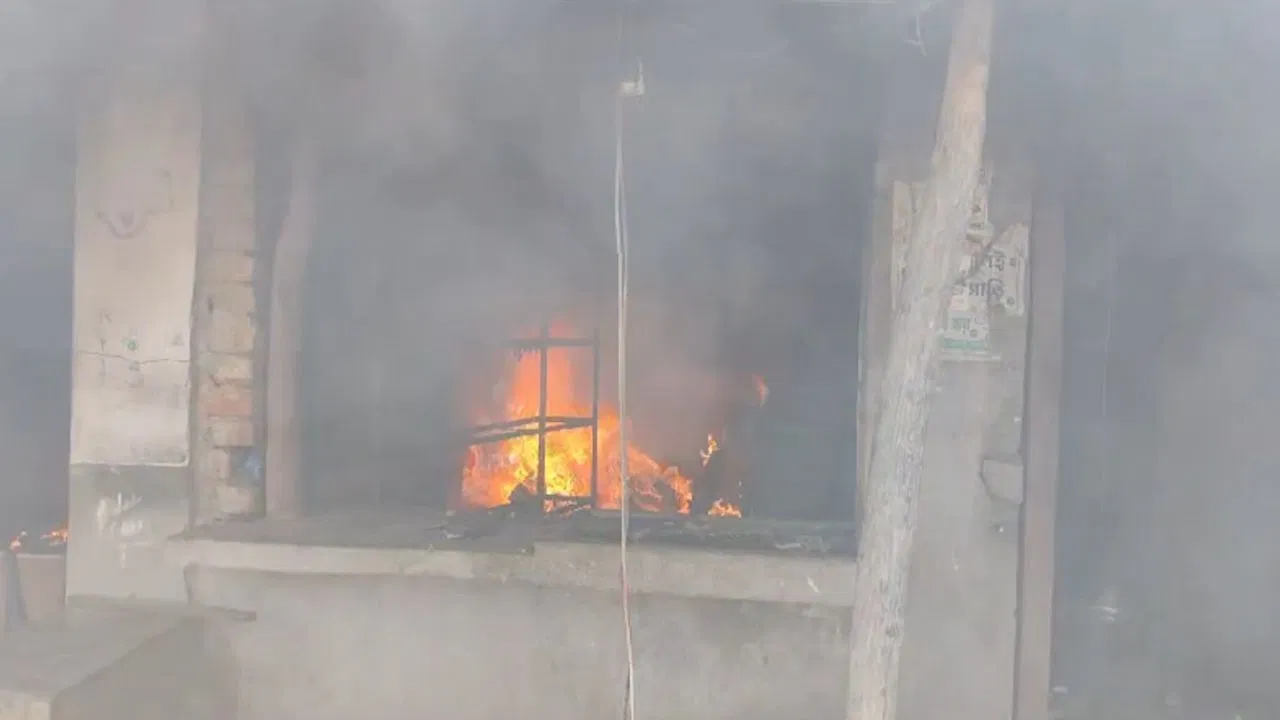 Chaos in Nandigram, BJP woman worker, Nandigram, chaos, fire, Suvendu Adhikari, protest, TMC, 2024 Lok Sabha Election,