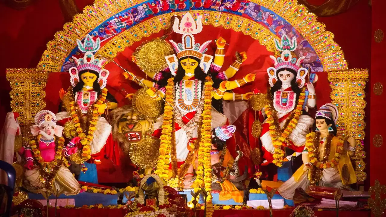 Durga idol, kumartuli, Durga Puja, দুর্গা, প্রতিমা, বিদেশ