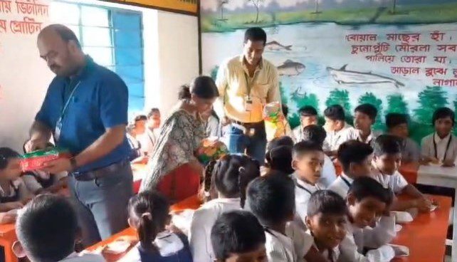 Breakfast for Students in Primary School, Primary school, breakfast, student, introduce, বিদ্যালয়, জলখাবার