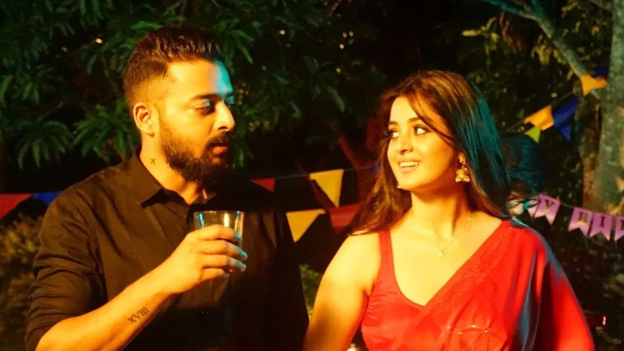 Sourav Das, Darshana Banik, netizens, social media, post, সৌরভ দাস , সোশ্যাল মিডিয়া, দর্শনা বণিক, সম্পর্ক