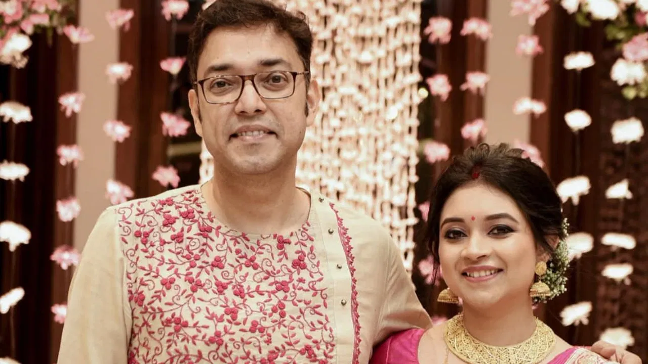 Anupam Roy, Prasmita Paul, interview, marriage, social media, trolling, অনুপম রায়, প্রস্মিতা পাল, সোশ্যাল মিডিয়া, ট্রোলিং