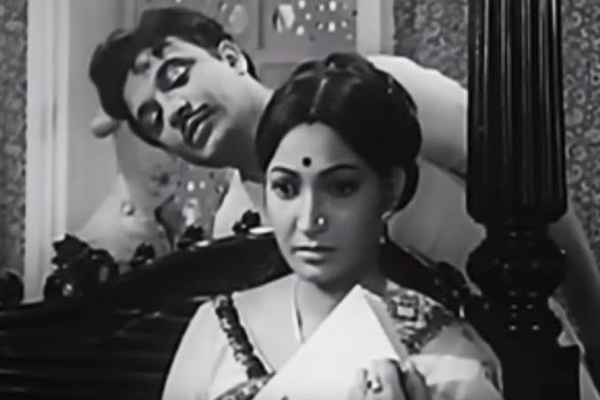 উত্তম কুমারের নায়িকা হিসেবে খ্যাতি, সুযোগ পেলে হতে পারতেন মহানায়িকাও, বিয়ের পর অভিনয়ে ইতি, কোথায় হারিয়ে গেলেন স্বর্ণযুগের অভিনেত্রী আরতি ভট্টাচার্য? Arati Bhattacharya, Actress, industry, film, আরতি ভট্টাচার্য,ইন্ডাস্ট্রি, স্ক্রিপ্ট