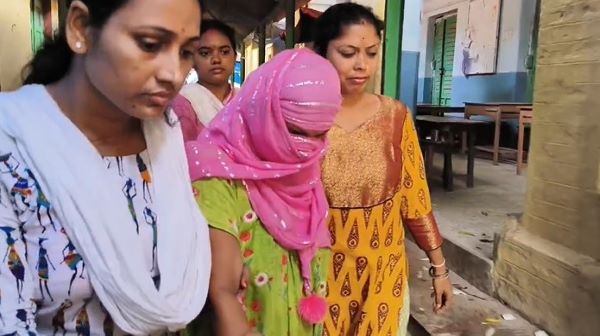 fire death case, Bolpur, family, daughter in law, police, arrested,