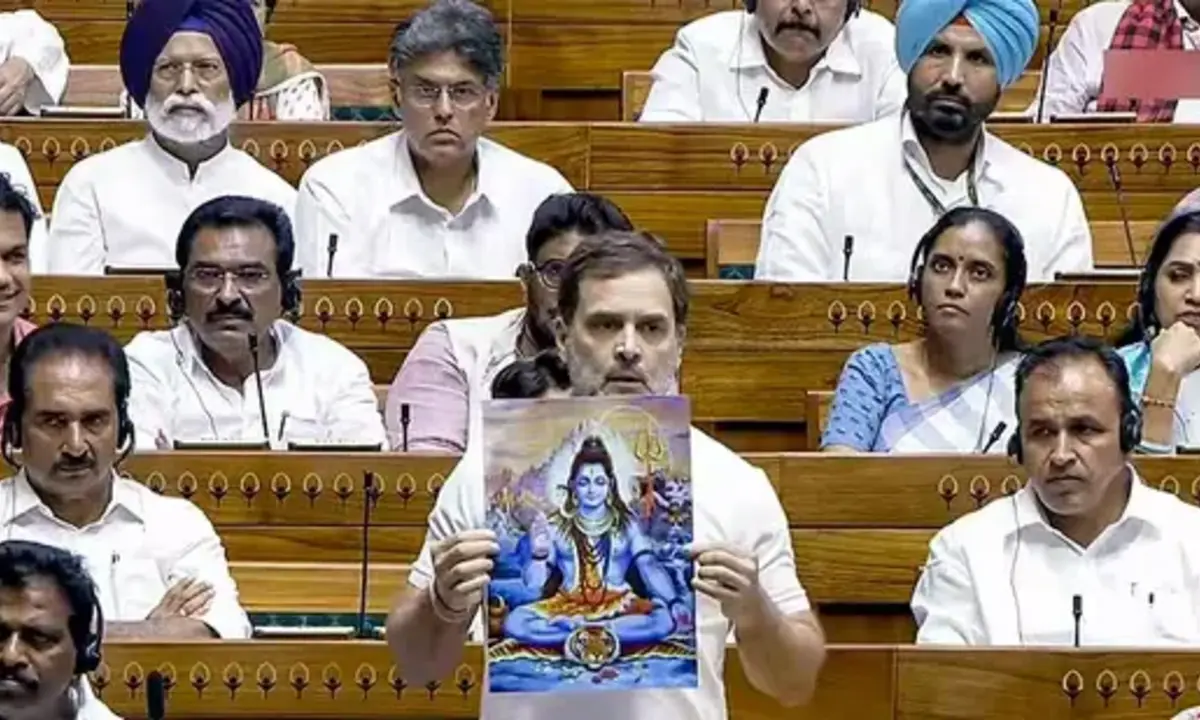 Rahul Gandhi delivered speech on Hindu at Parliament, Rahul Gandhi, Hindu, spech, BJP, controversy, Parliament