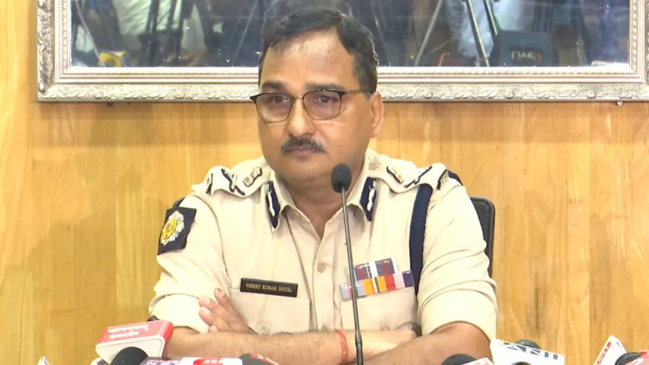 Vineet Goyal, arrest, OC, Tala Police Station, R G Kar Case, tamper., CBI