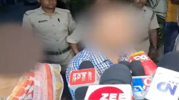R G Kar Incident, victim, parents, DC Central, cordon, lie