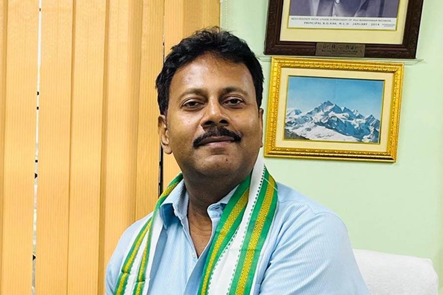 Enforcement Directorate, raid, Sandip Ghosh, R G Kar Case, corruption