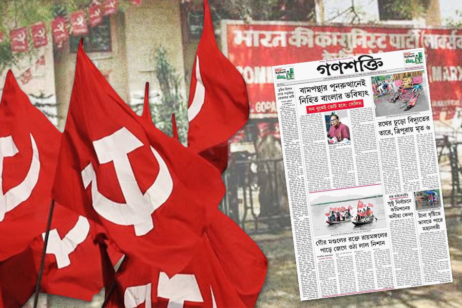 Ganashakti, paper, CPM, Durga Puja Advertisement, controversy, TMC, Kunal Ghosh Ganashakti, paper, CPM, Durga Puja Advertisement, controversy, TMC, Kunal Ghosh