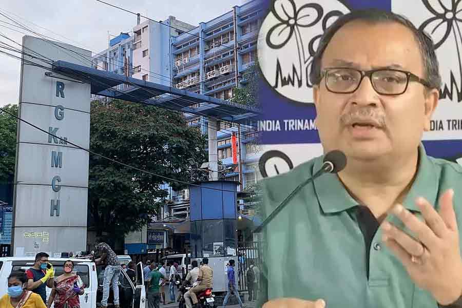 তৃণমূল কংগ্রেস তৃণমূল নেতা, কুনাল ঘোষ ,জুনিয়র চিকিৎসক, আর জি কর হাসপাতাল, প্রতিবাদ,Trimomool congress, Trinamool leader ,Kunal Ghosh, RG Kar Hospital incident, junior doctors, protest