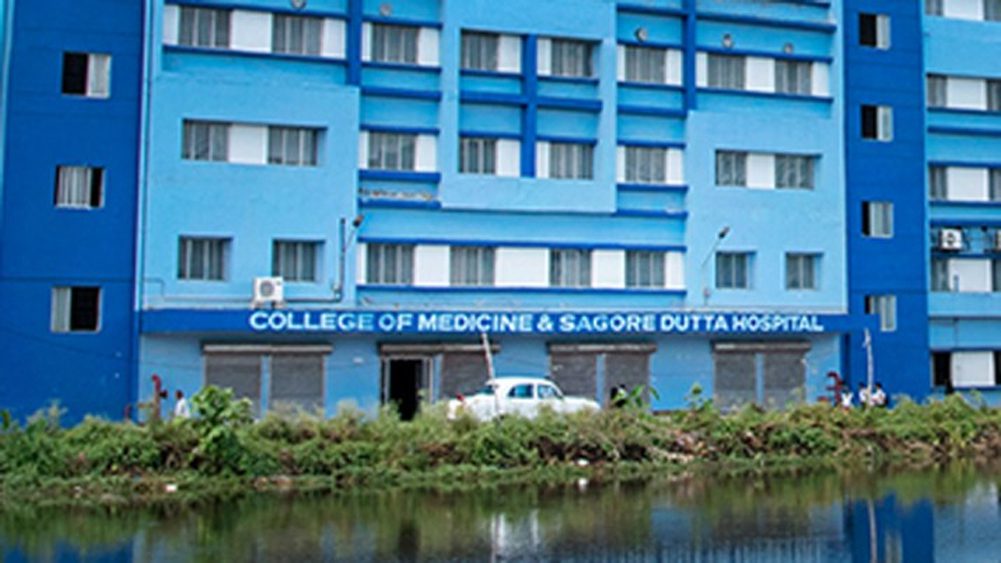 Sagar Dutta Medical College, junior doctors, cease work, protest, MSVP, principal, security
