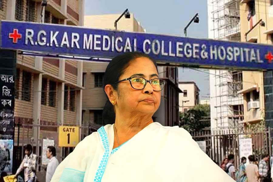 ‬ ‪‎Mamata Banerjee, R G Kar Case, reaction, cabinet meeting, ordered, controversy,