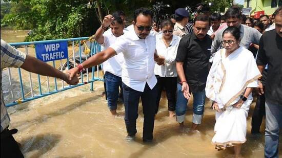 ‬ ‪‎Mamata Banerjee, financial help, flood situation, deceased people, families, announcement, State Government,