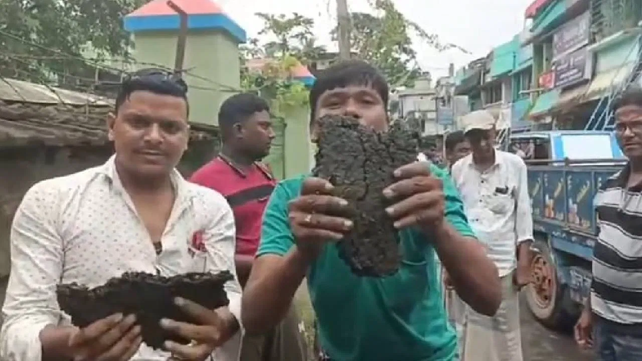 হলদিয়া, নন্দীগ্রাম ,রাস্তা, নিম্নমানের ,কাজ ,অভিযোগ, ক্ষুব্ধ এলাকাবাসী, Haldia, nandigram,low standard, road construction, complained