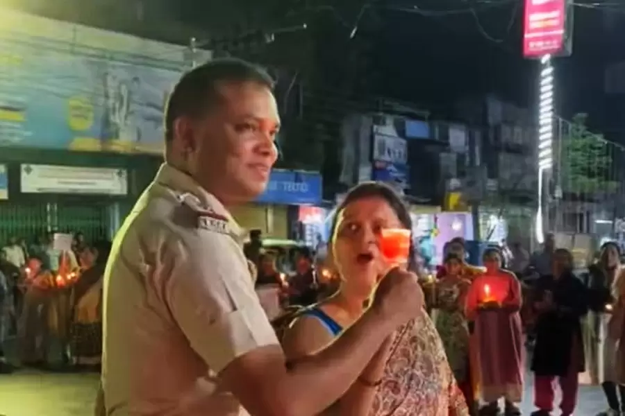 police, we want justice, slogan, protesters, viral video, R G Kar Case