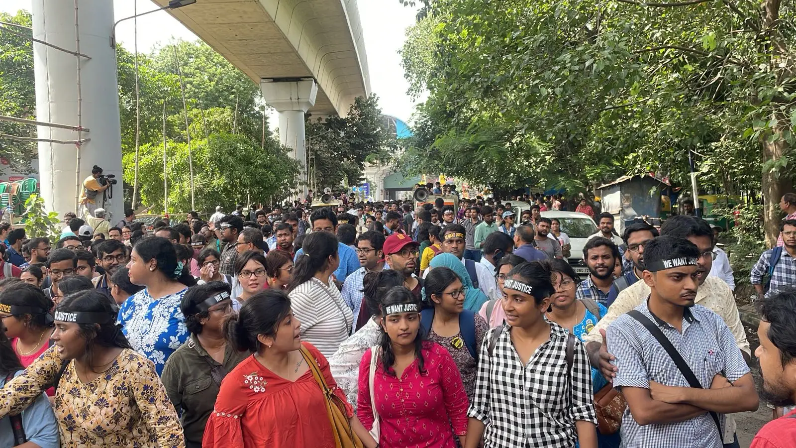 Rally, Swasthya Bhawan, junior doctors, Karunamoyee, protest, R G Kar Case, demand