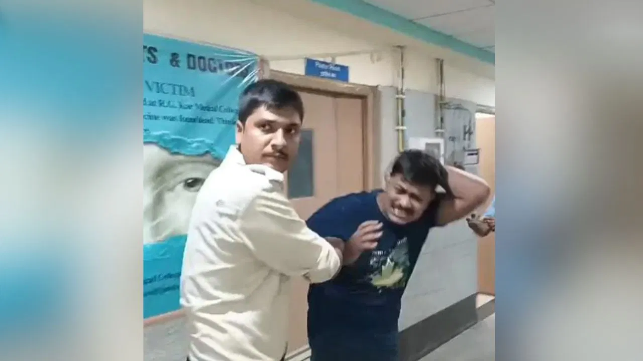 TMC Leader, youth, beat, death, Arambag, Panchami