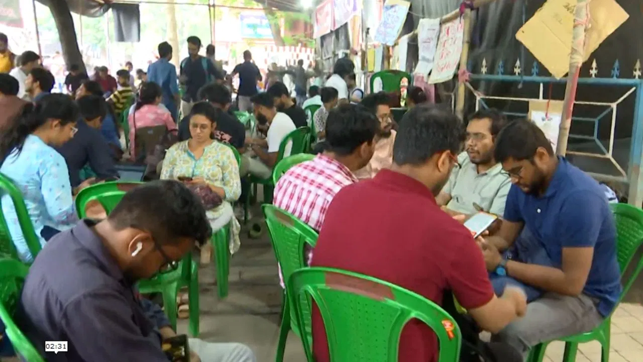 protest, dharna, junior doctors, ralky, Dharmatala, R G Kar Case