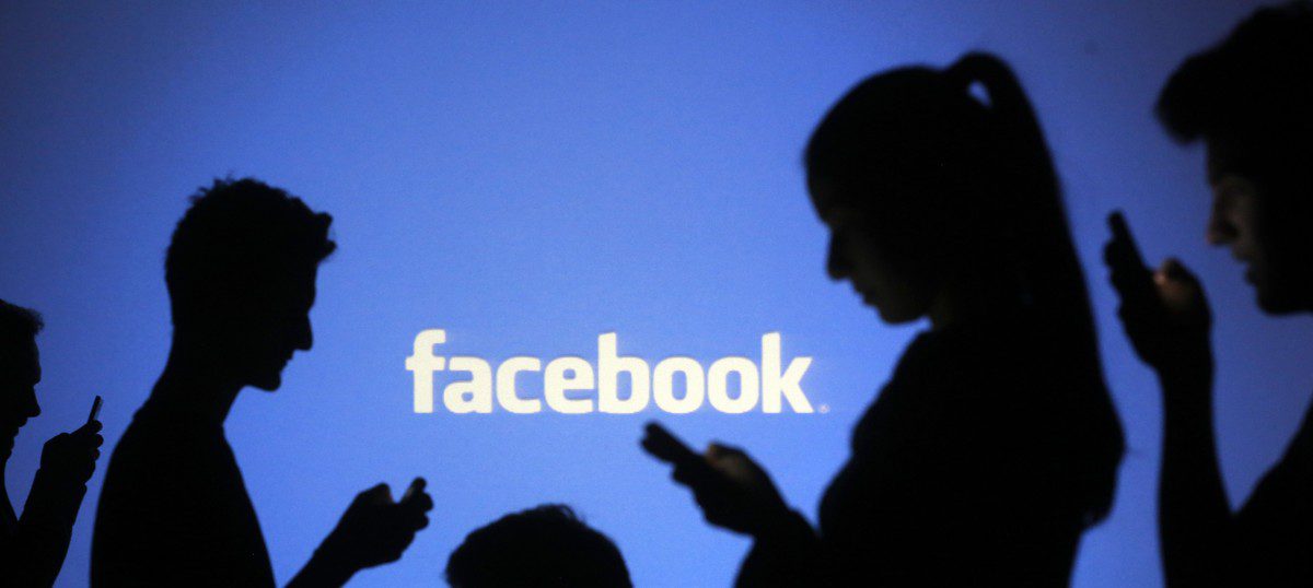 Facebook, social media, page, not open, glitch