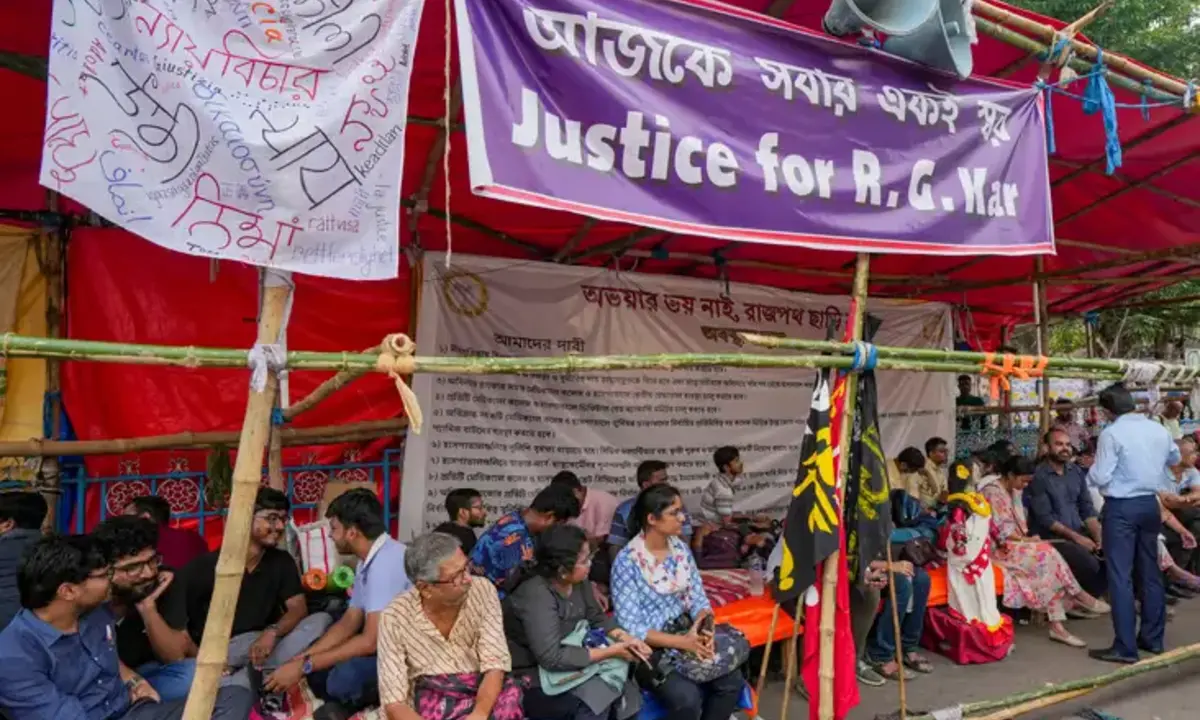 Junior Doctors, protest, hunger strike, Lalbazar, continue, R G Kar Case