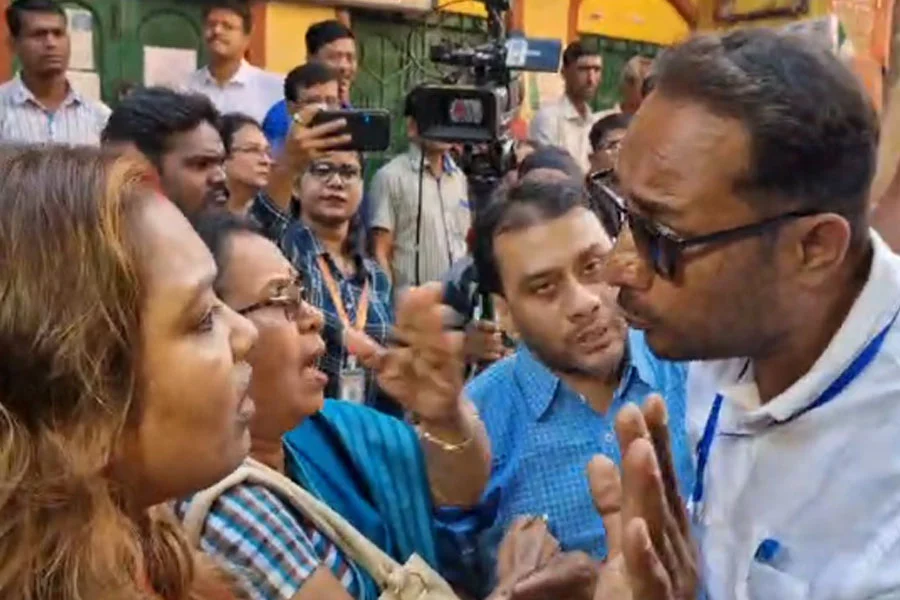 TMC Candidate, Sanat De, Boro Maa Temple, public protest, Naihati, Assembly by election,