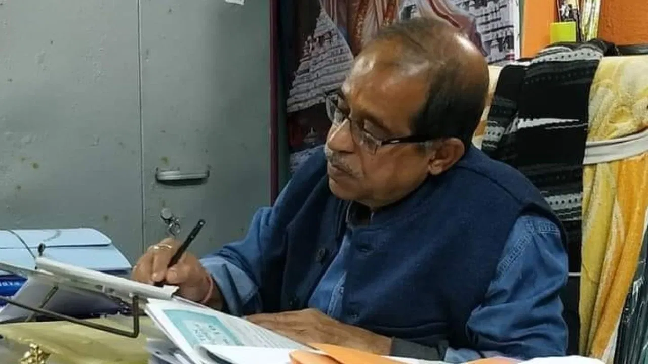 TMC Municipality Vice Chairman, dead body, mysterious death, body recovered, Barrackpore, police investigation