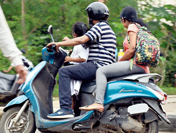 parents, children, without helmet, bike pr scooty, police, strict action, penalty