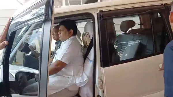 police, Sukanta Majumdar, Beldanga, stopped, barricade, detained