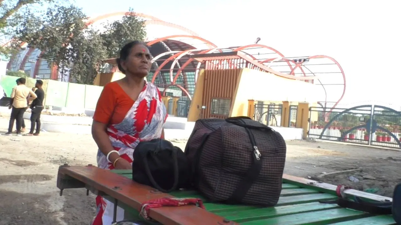 West Bengal resident, Bangladesh situation, terrible experience, Hindu Violation, protest, Suvendu Adhikari,