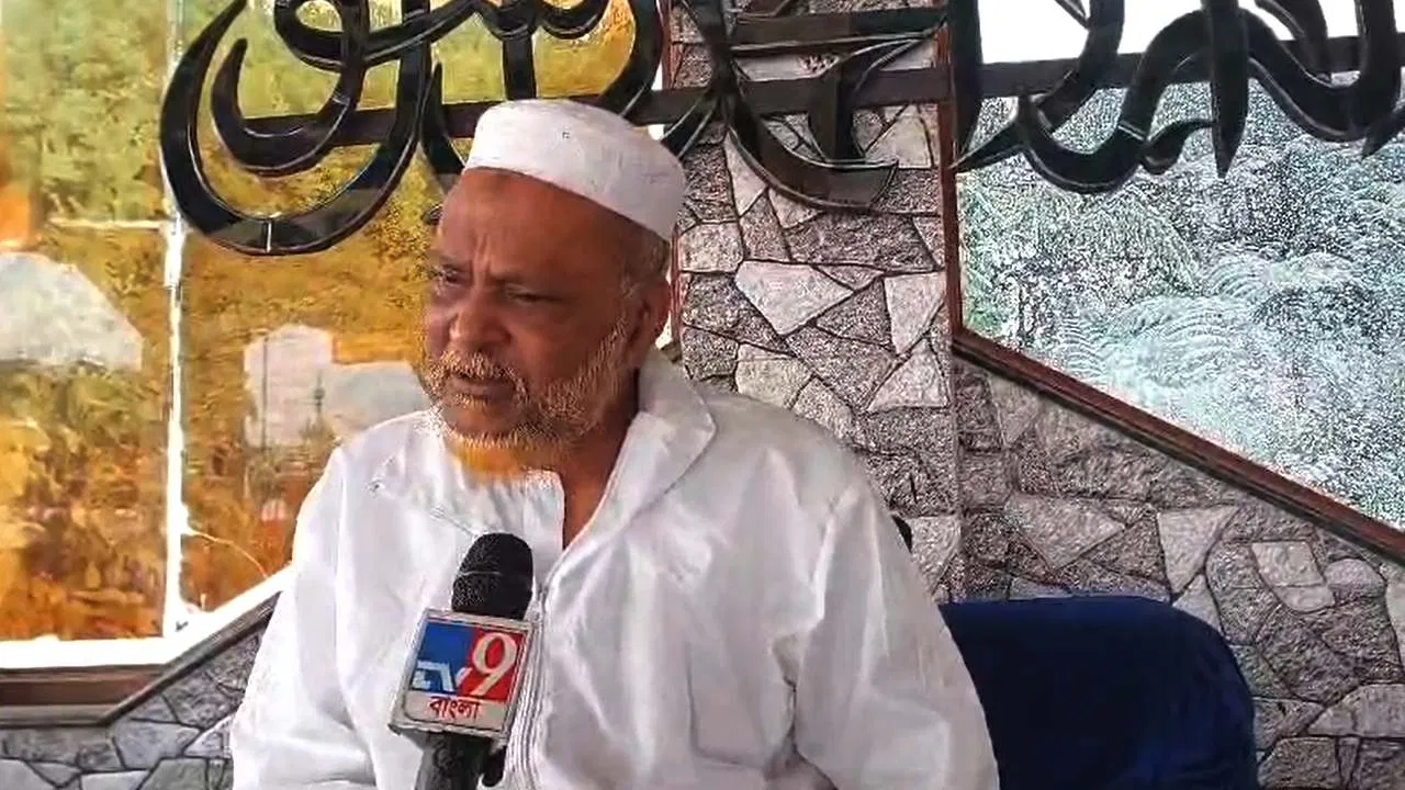 Bangladesh, Twaha Siddiqui, warning, cut hand, Bangladesh situation, Hindu Violation, grab land