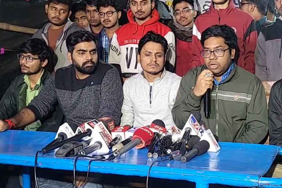 Junior Doctors, CBI, slammed, Sandip Ghosh, Abhijit Mandal, bail, R G Kar Case,