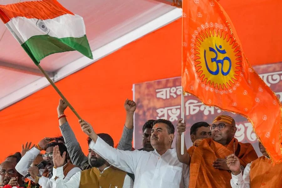 Suvendu Adhikari, Muhammad Yunus, Hindu Violation, warning, protest, Petrapole, Bangladesh situation,