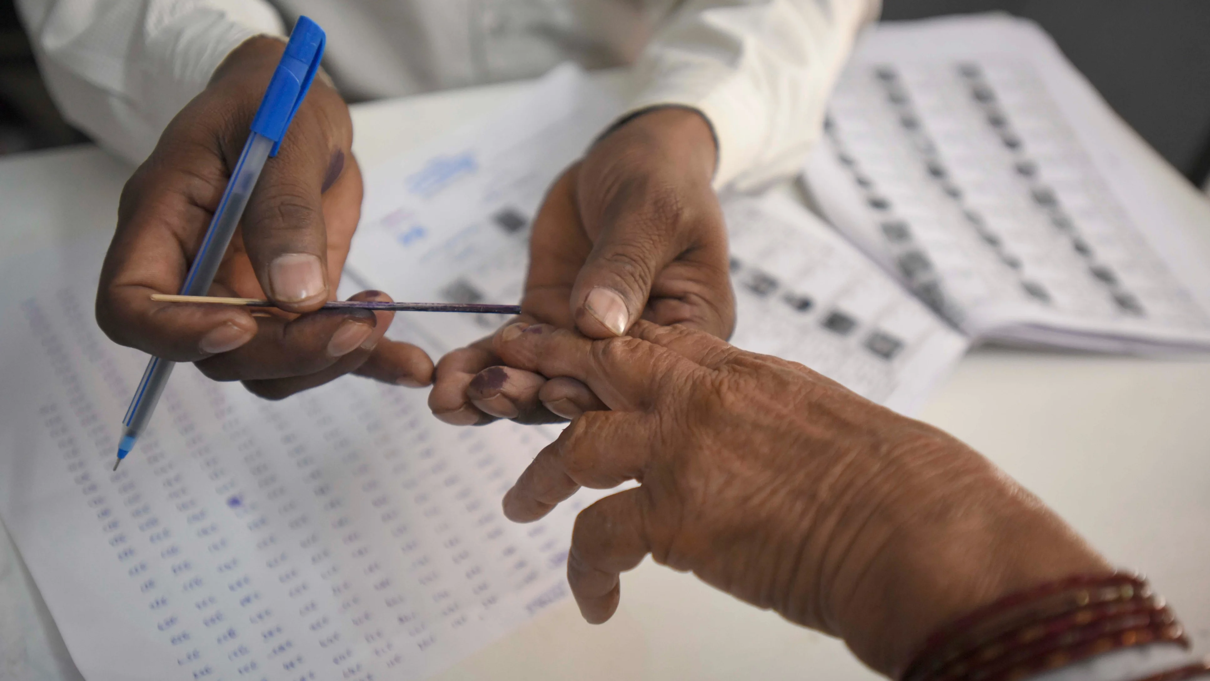 Metro Election, no bengali language, vote ballot, protest, members, controversy