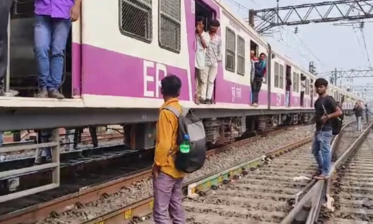 Train Delay, Railway Issue, যাত্রী দুর্ভোগ, পরিবহন সমস্যা