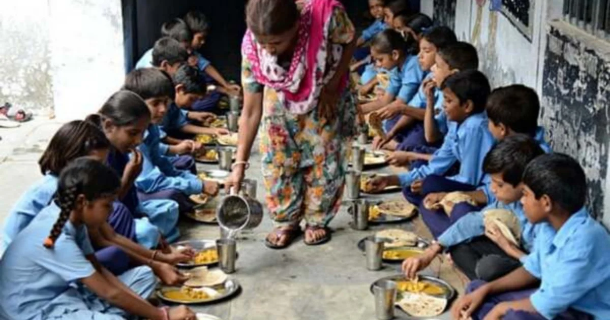 কালনা, Kalna, mid day meal, বর্ধমান, মিড ডে মিল